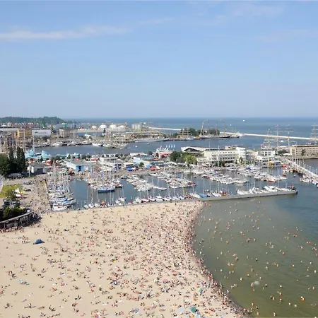 Faltom 7 Centrum Abrahama דירה גדינייה