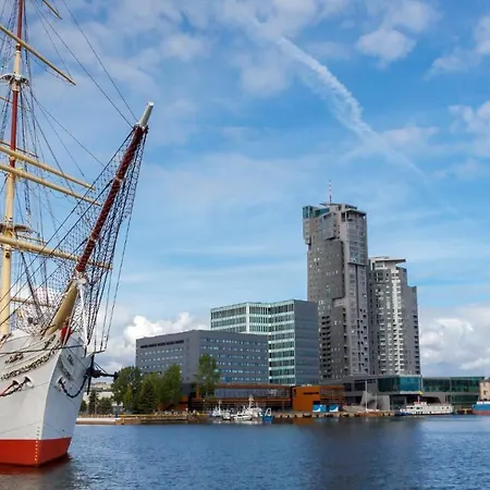 Faltom 7 Centrum Abrahama גדינייה