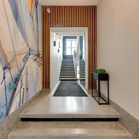 Faltom 7 Centrum Abrahama